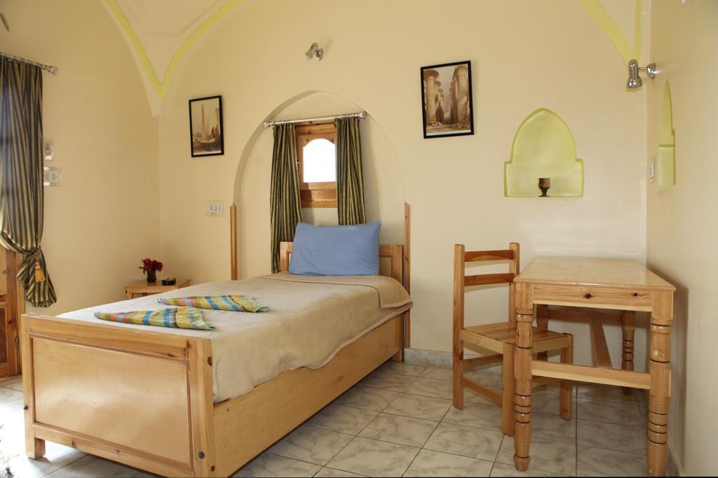El Fayrouz Hotel Luxor Phòng bức ảnh